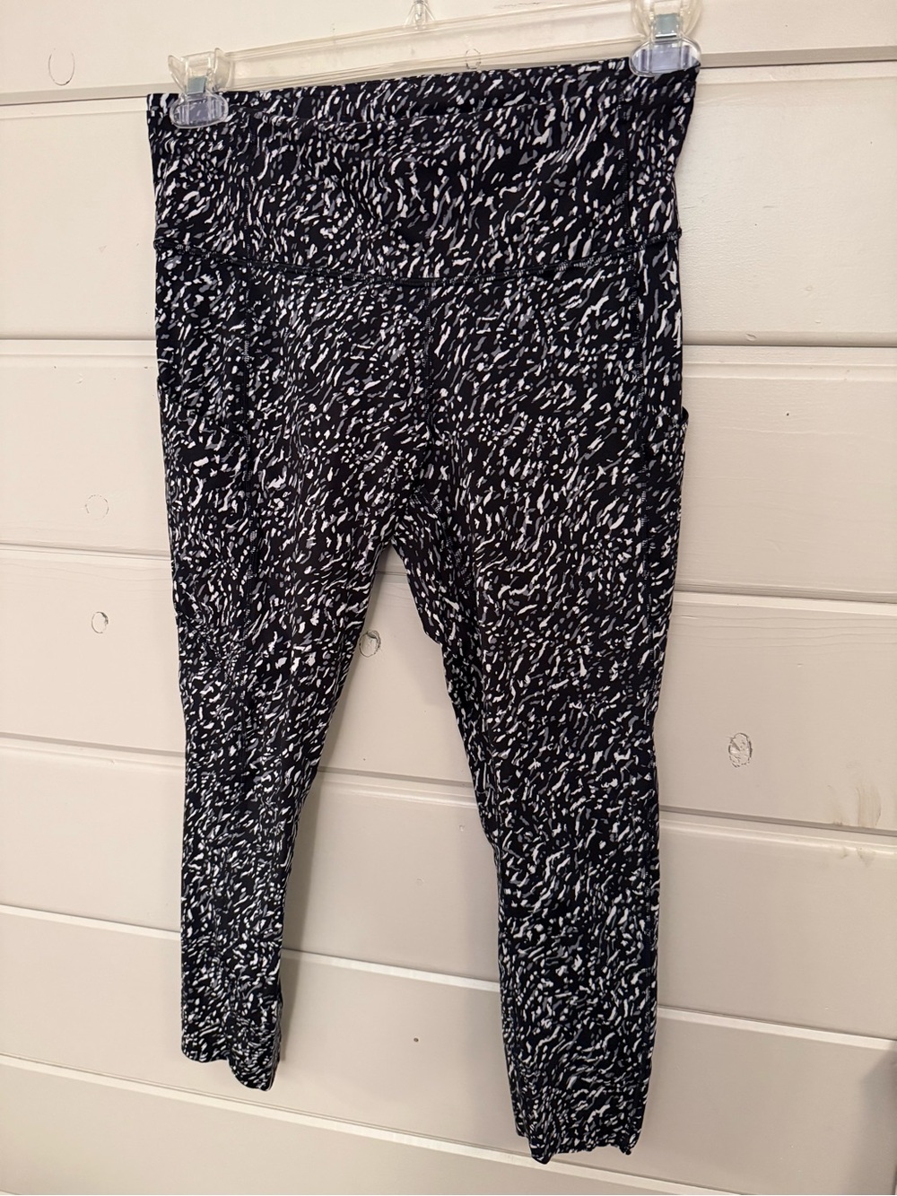 lululemon athletics Wunder Train Black & White Speckle Leggings. 23” inseam